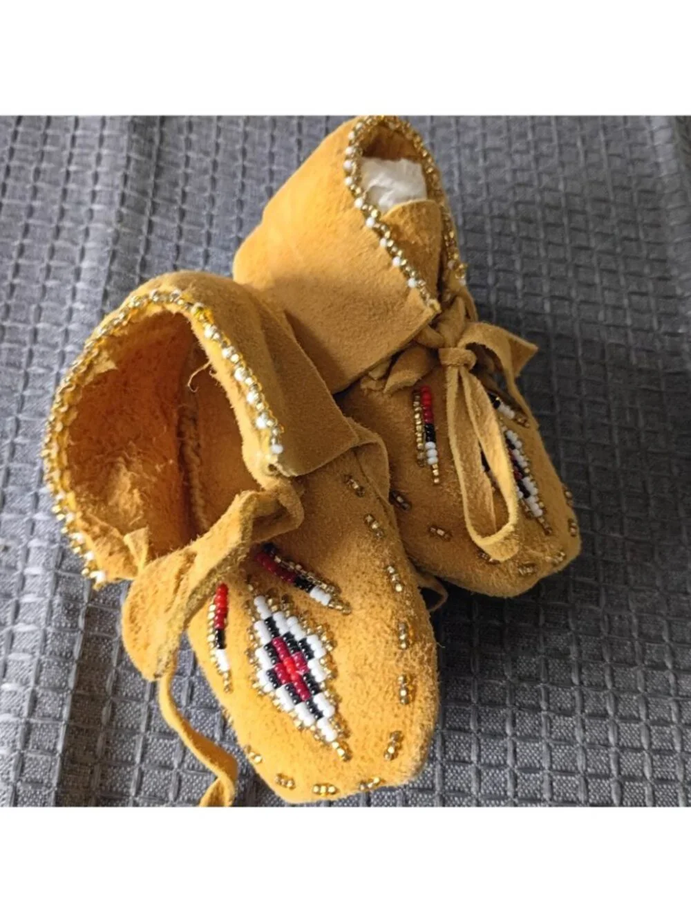 Native American Baby Shoes Size 3